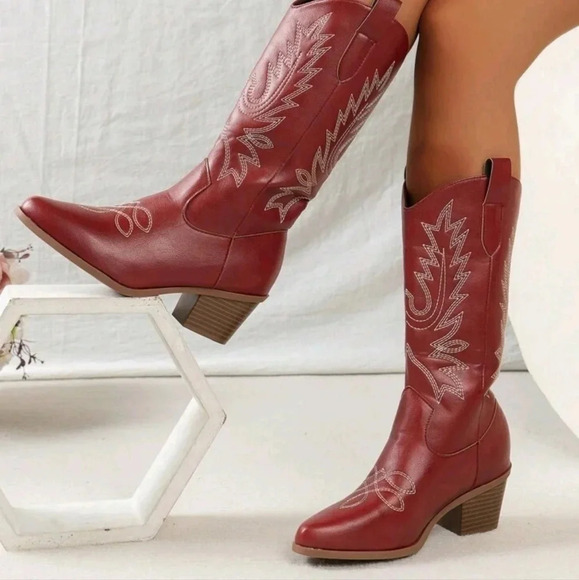 Women's Western Embroidered Vintage Boots With Block Heel, Mid Calf, V-Cut - Picture 1 of 6